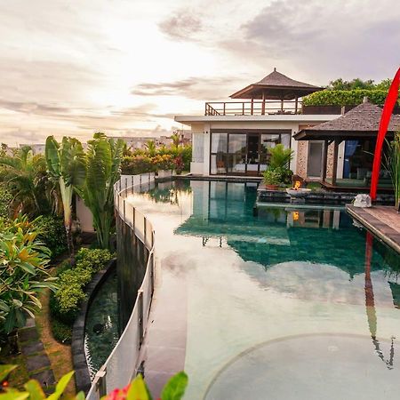 Forever Bali Villas นูซาดูอา ภายนอก รูปภาพ