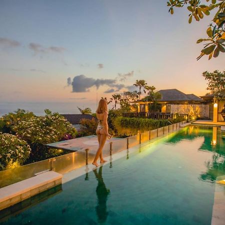 Forever Bali Villas นูซาดูอา ภายนอก รูปภาพ