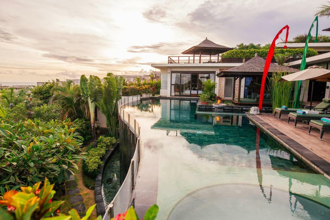 Forever Bali Villas นูซาดูอา ภายนอก รูปภาพ