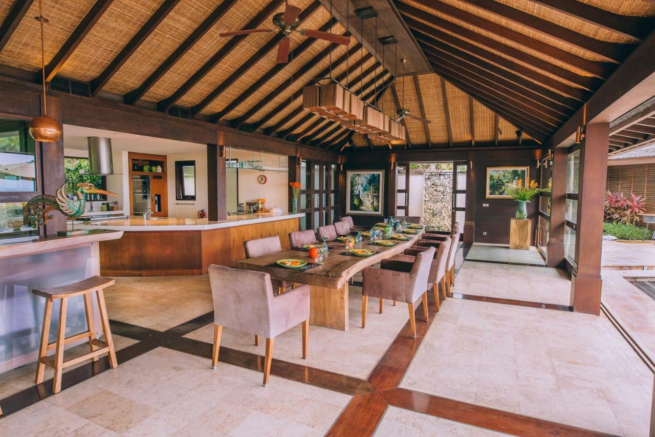 Forever Bali Villas นูซาดูอา ภายนอก รูปภาพ