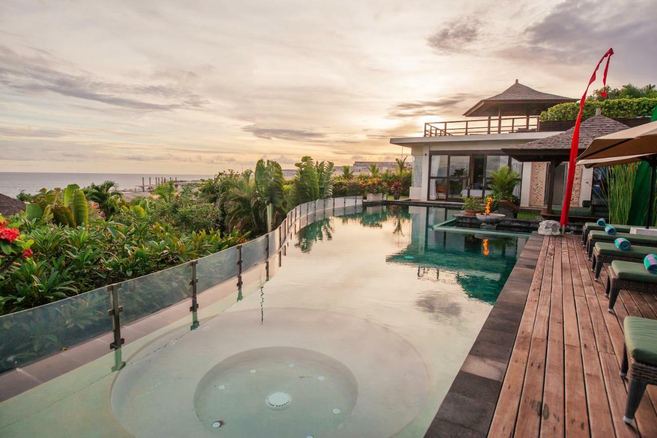 Forever Bali Villas นูซาดูอา ภายนอก รูปภาพ