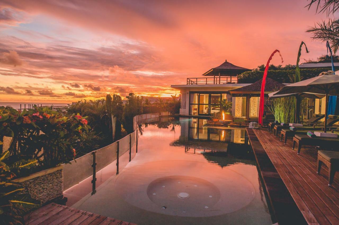 Forever Bali Villas นูซาดูอา ภายนอก รูปภาพ