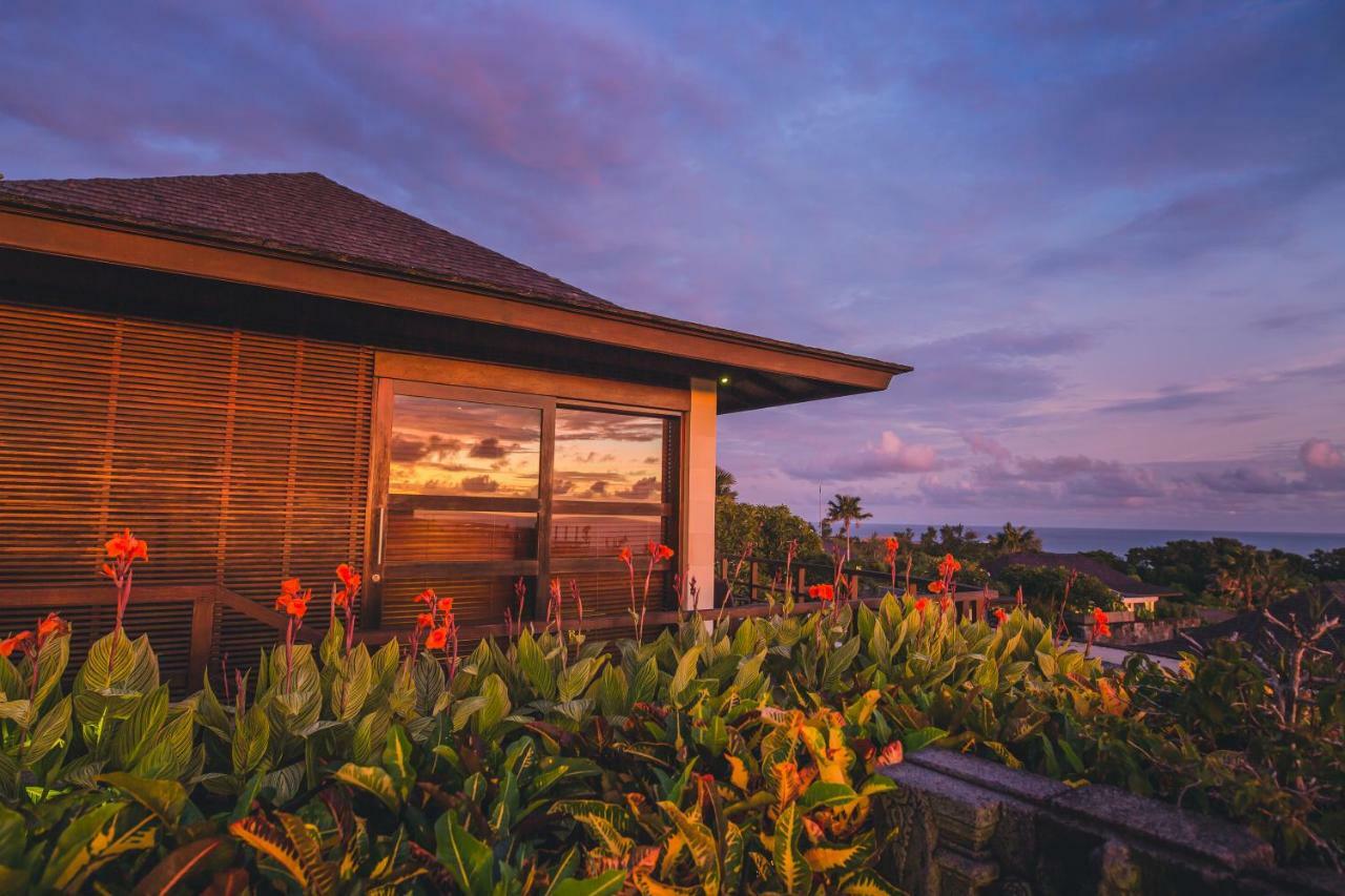 Forever Bali Villas นูซาดูอา ภายนอก รูปภาพ