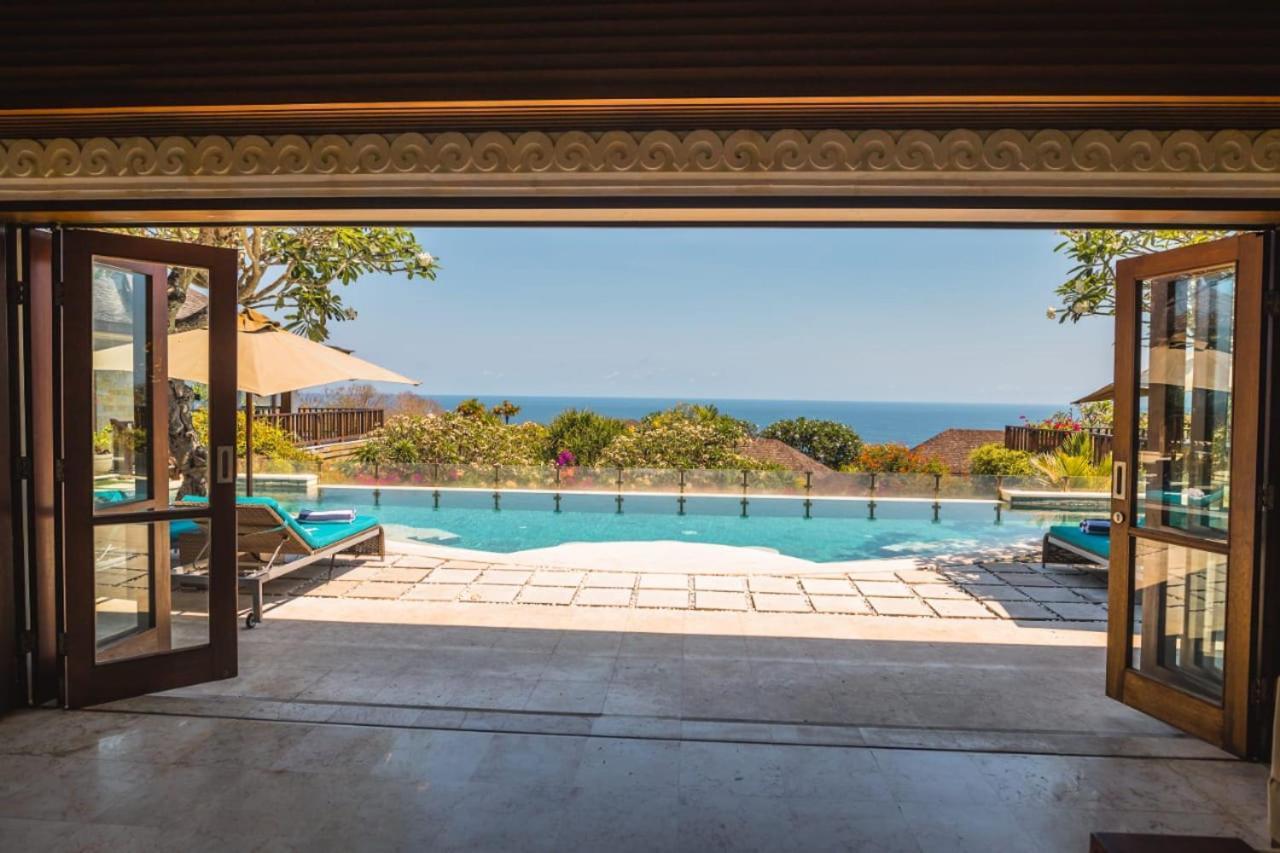 Forever Bali Villas นูซาดูอา ภายนอก รูปภาพ